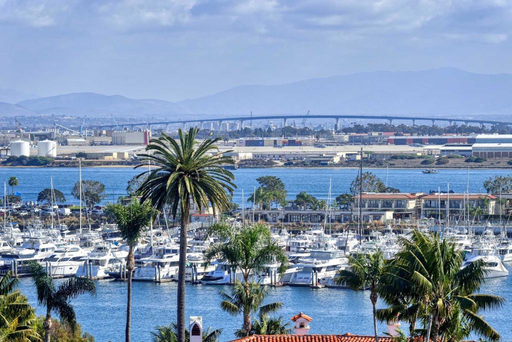 545 San Elijo Street