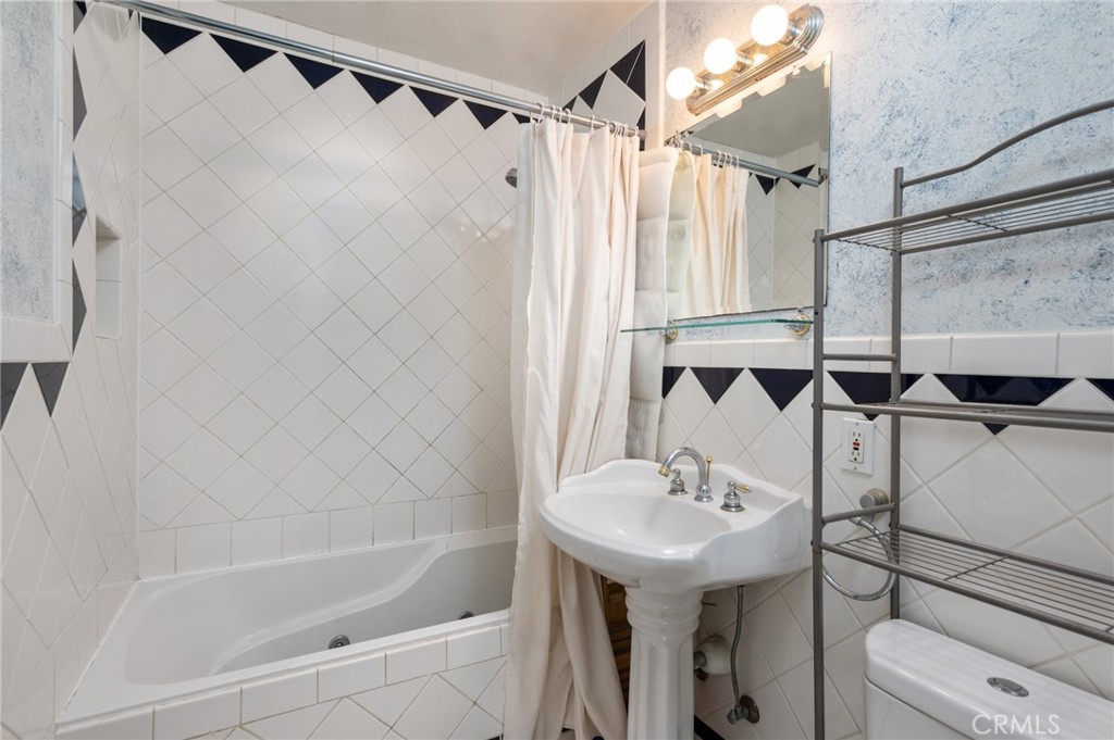 1700 Stanford Avenue