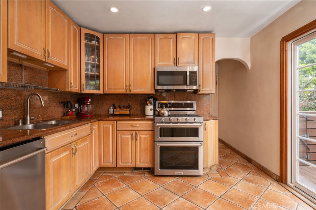 1700 Stanford Avenue