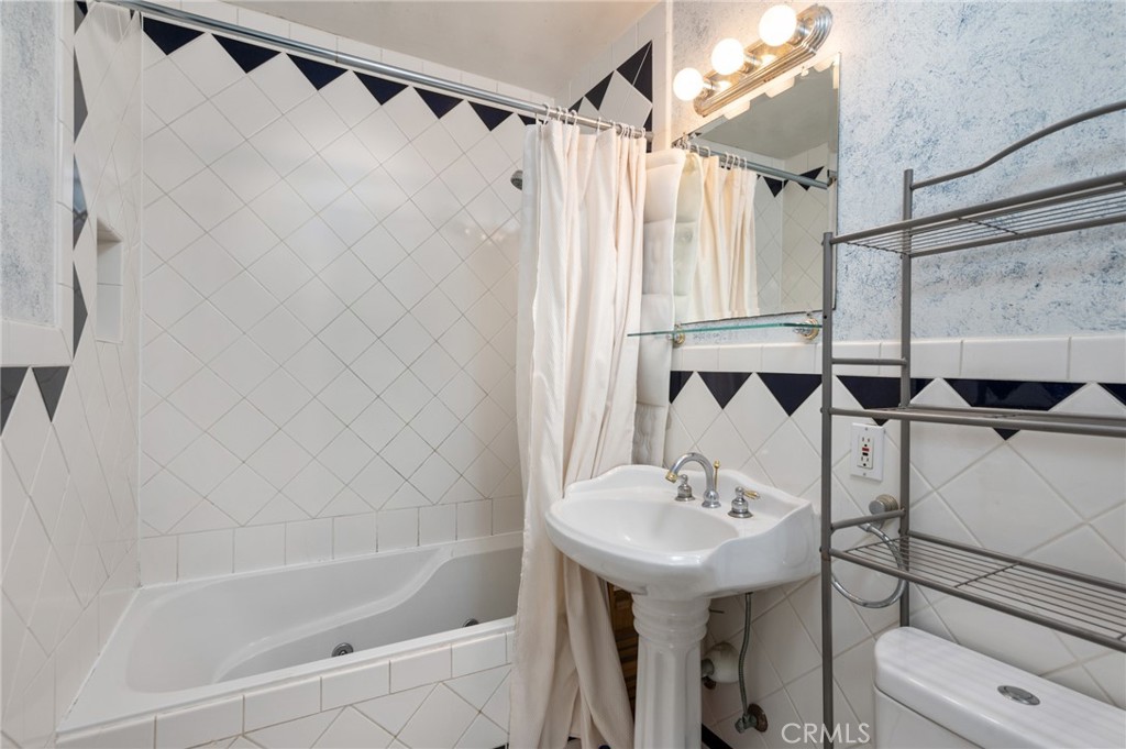 1700 Stanford Avenue