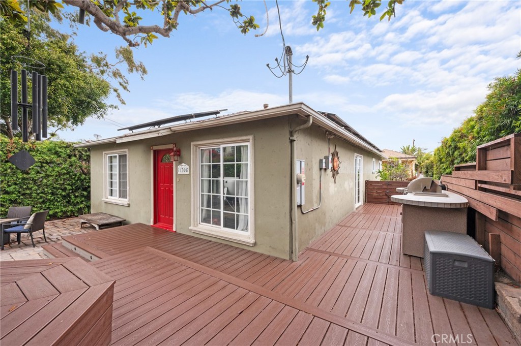 1700 Stanford Avenue