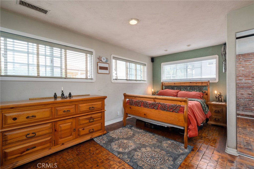 1700 Stanford Avenue