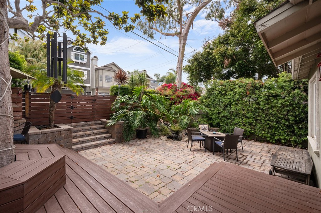 1700 Stanford Avenue