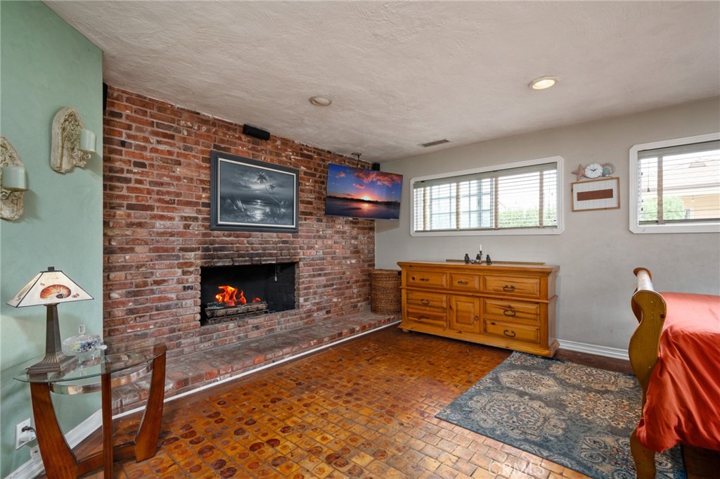 1700 Stanford Avenue