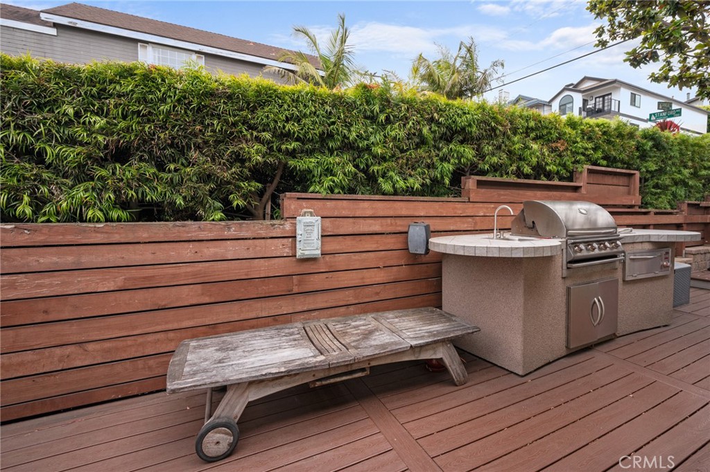 1700 Stanford Avenue