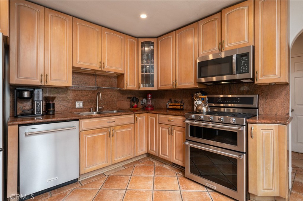 1700 Stanford Avenue