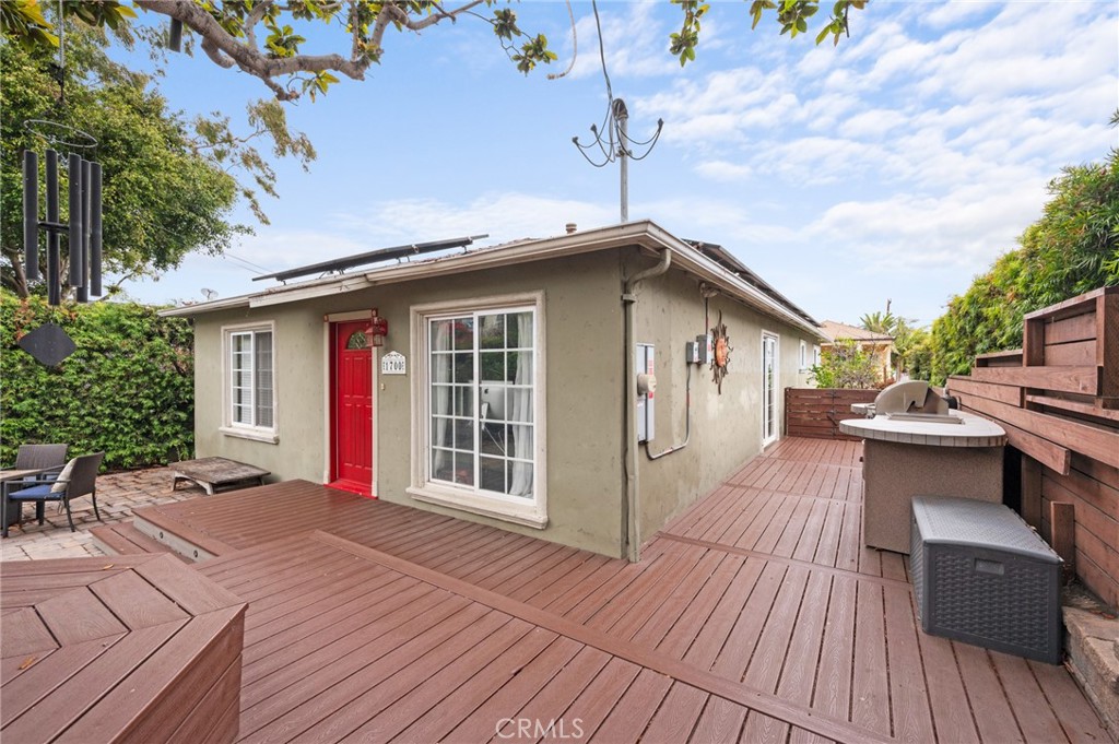 1700 Stanford Avenue