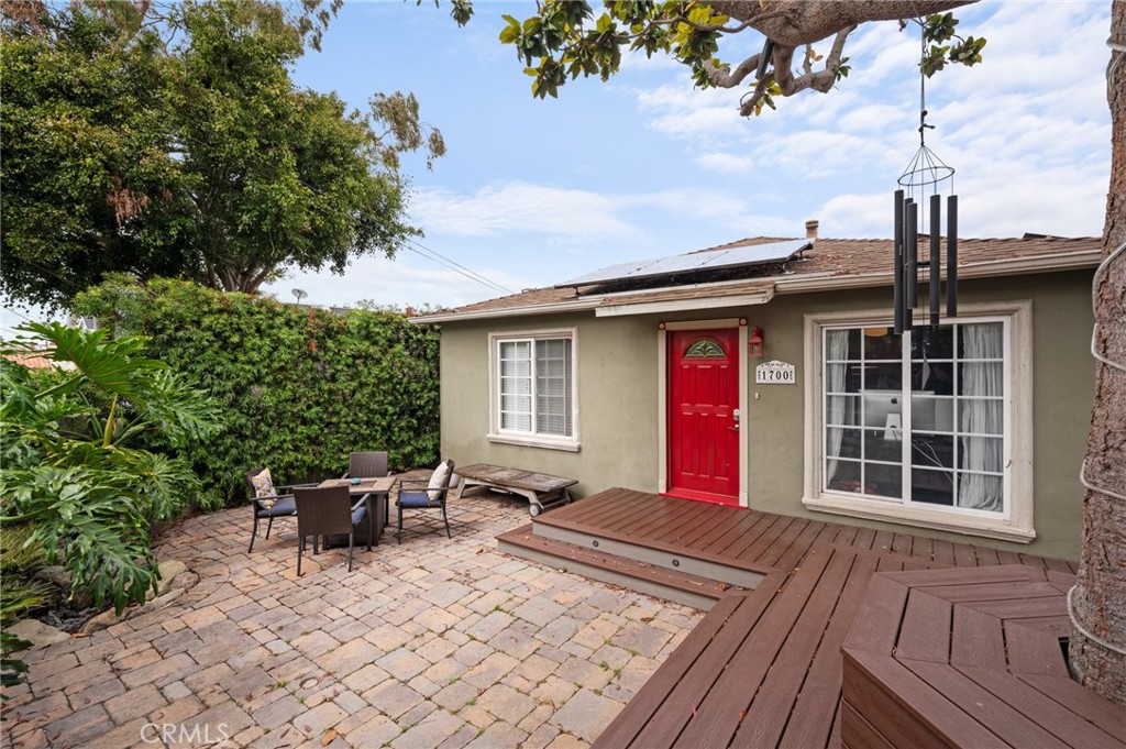 1700 Stanford Avenue