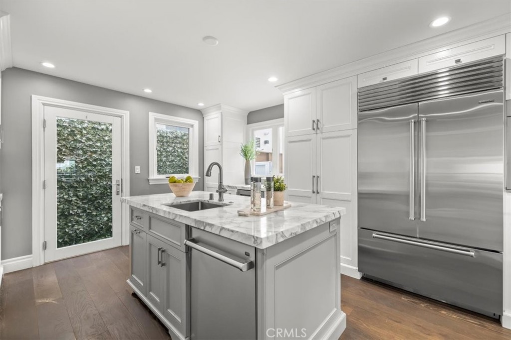 506 Manhattan Avenue