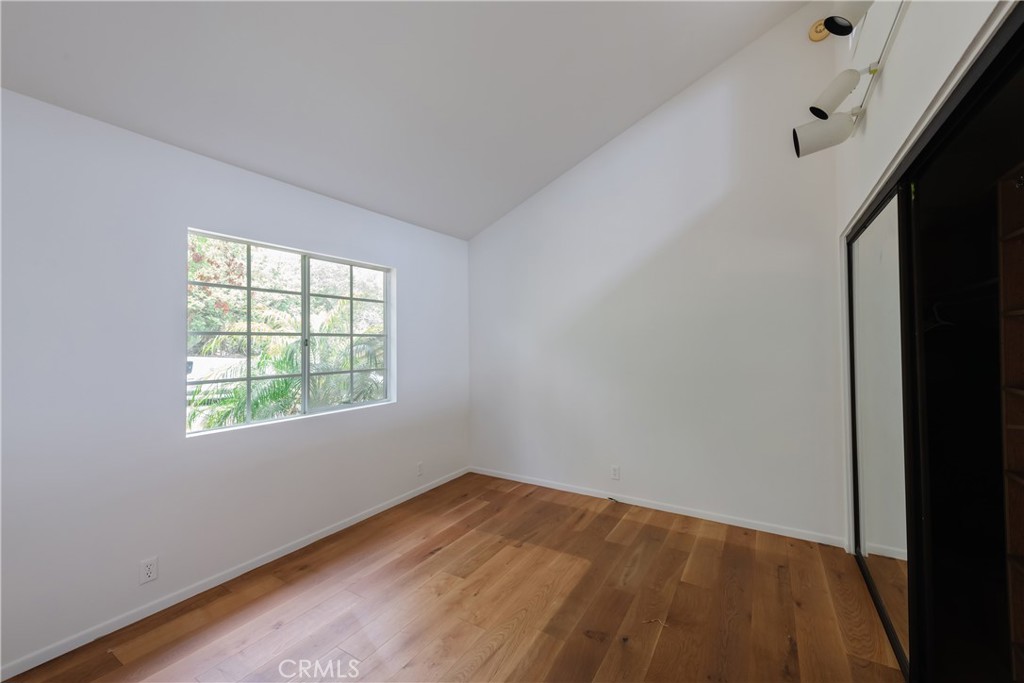 1166 Longfellow Drive