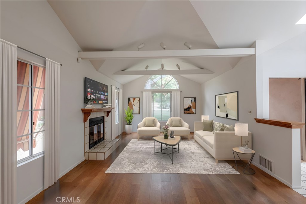 1166 Longfellow Drive