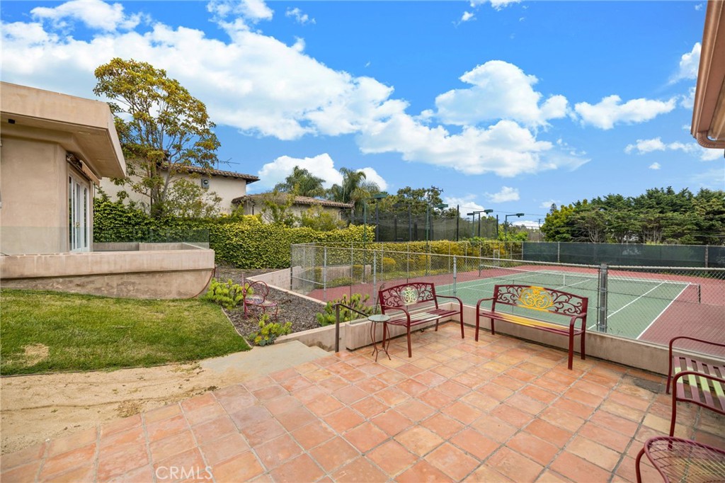 1166 Longfellow Drive