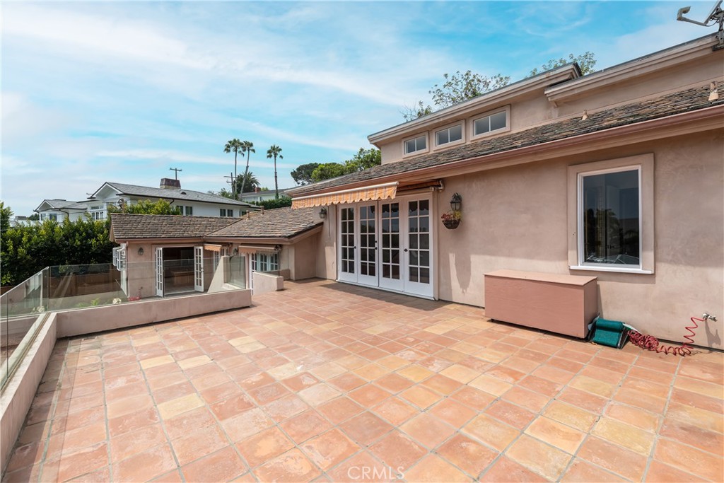 1166 Longfellow Drive