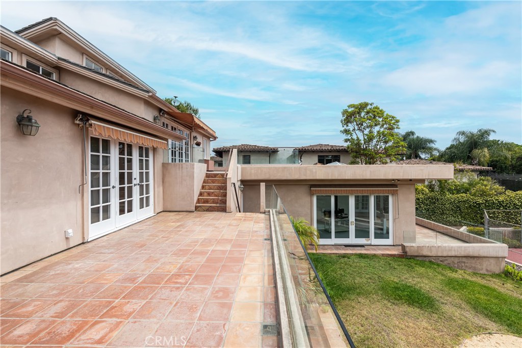 1166 Longfellow Drive