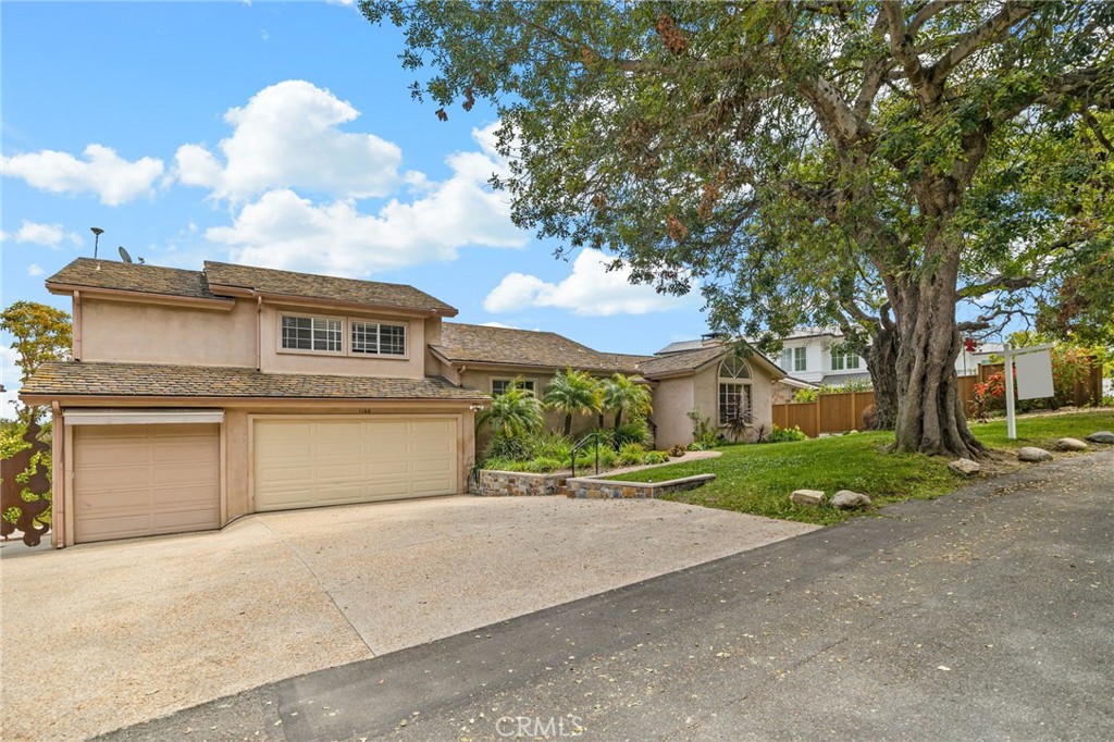 1166 Longfellow Drive