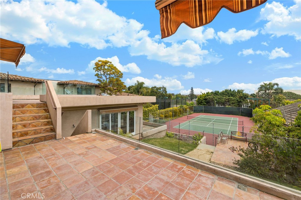 1166 Longfellow Drive