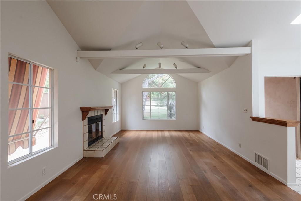 1166 Longfellow Drive