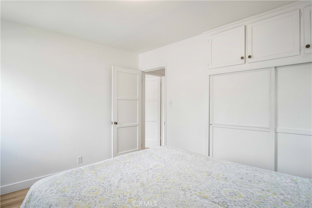 14705 Fonthill Avenue