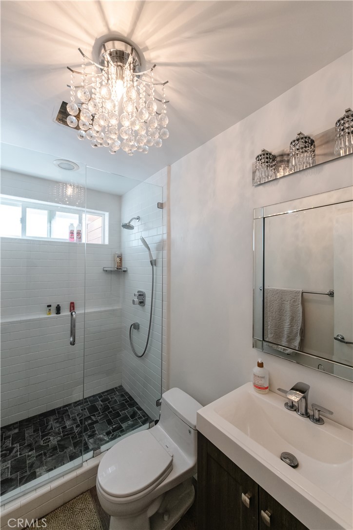 1427 Manhattan Avenue