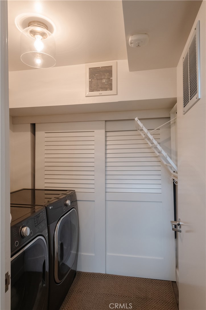 1427 Manhattan Avenue