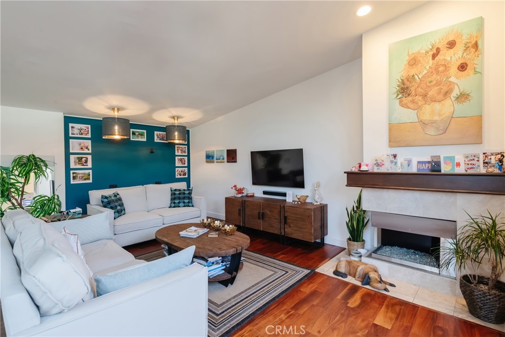 1427 Manhattan Avenue