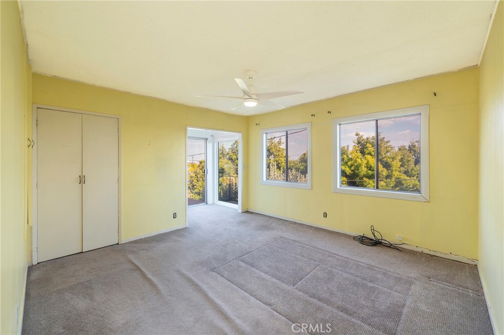 2104 Chestnut Avenue