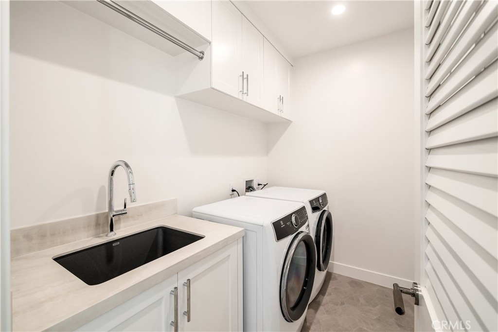 711 N Dianthus Street