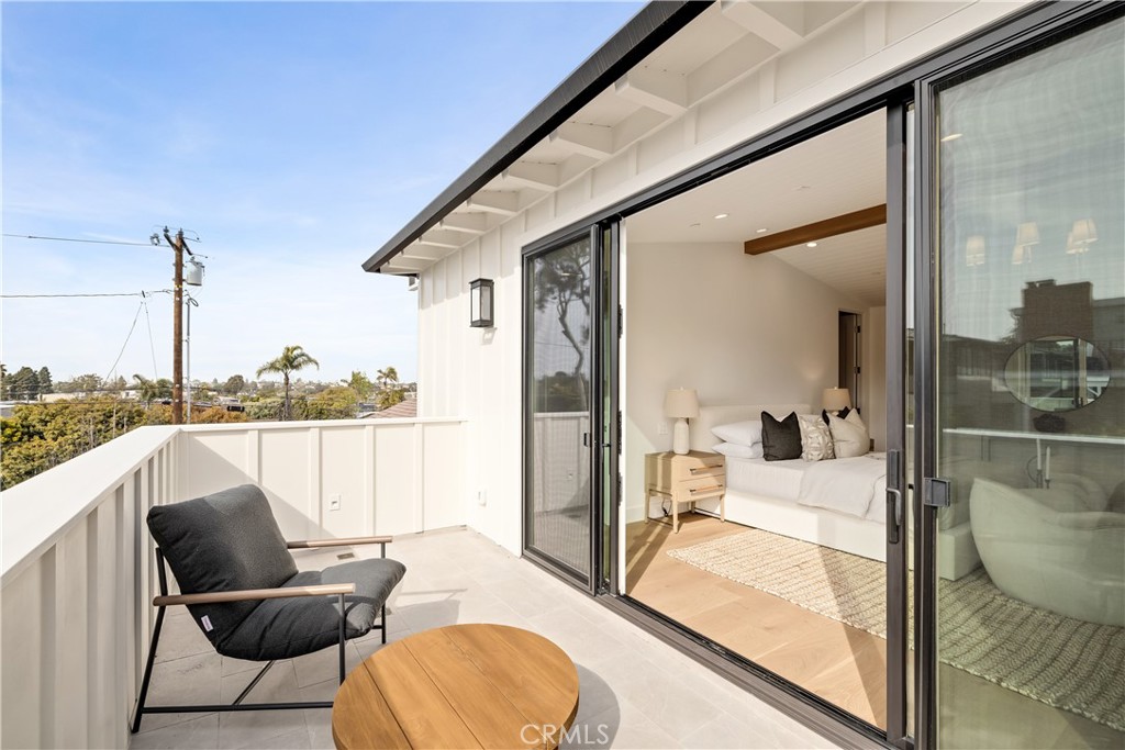 711 N Dianthus Street