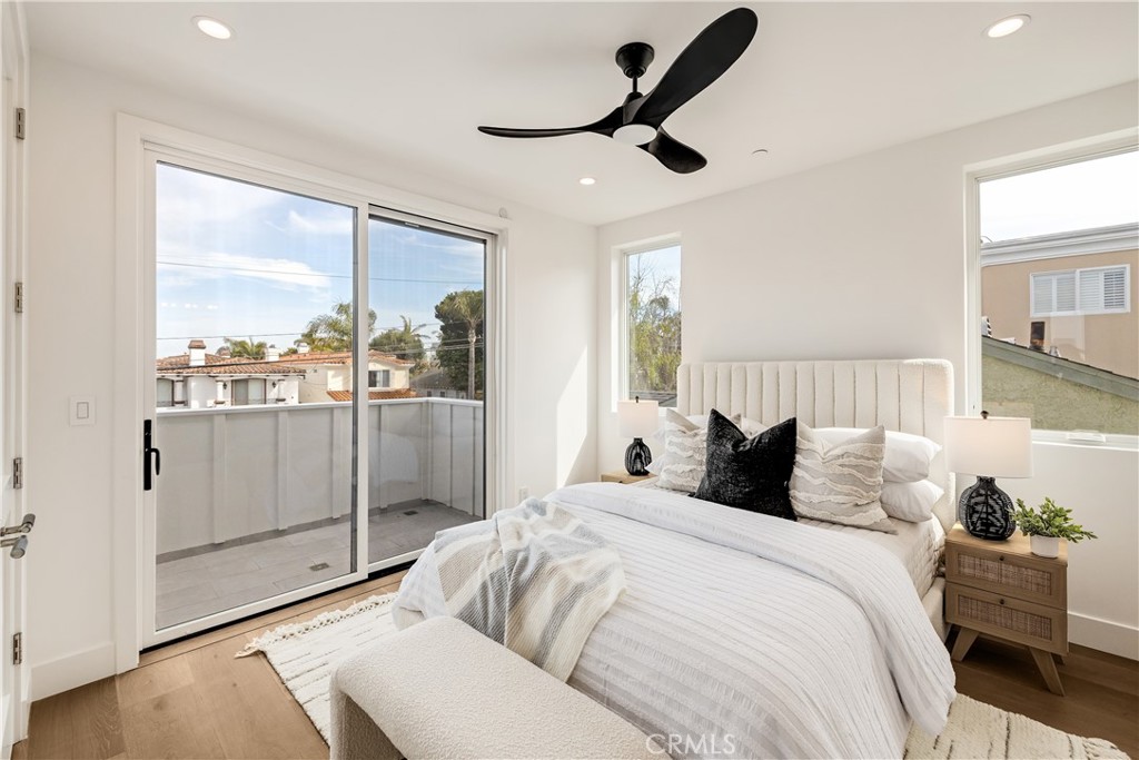 711 N Dianthus Street