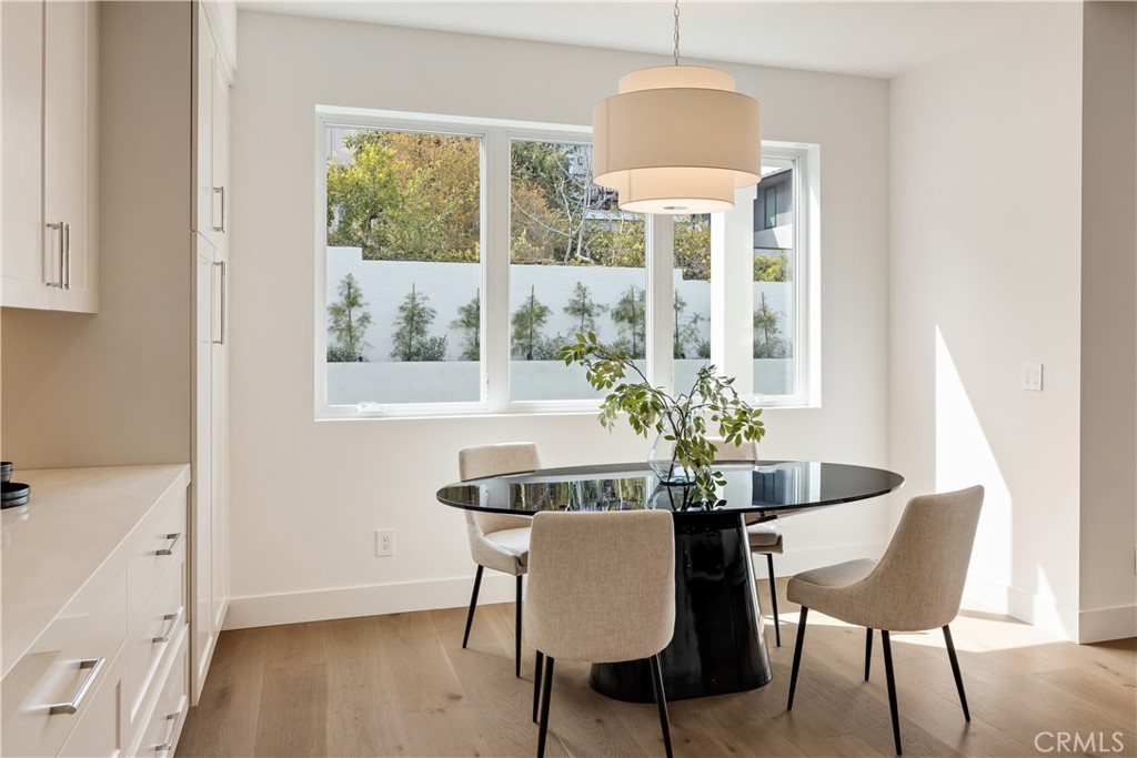 711 N Dianthus Street