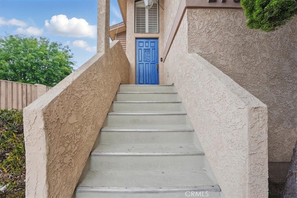 2707 Vanderbilt Ln 1