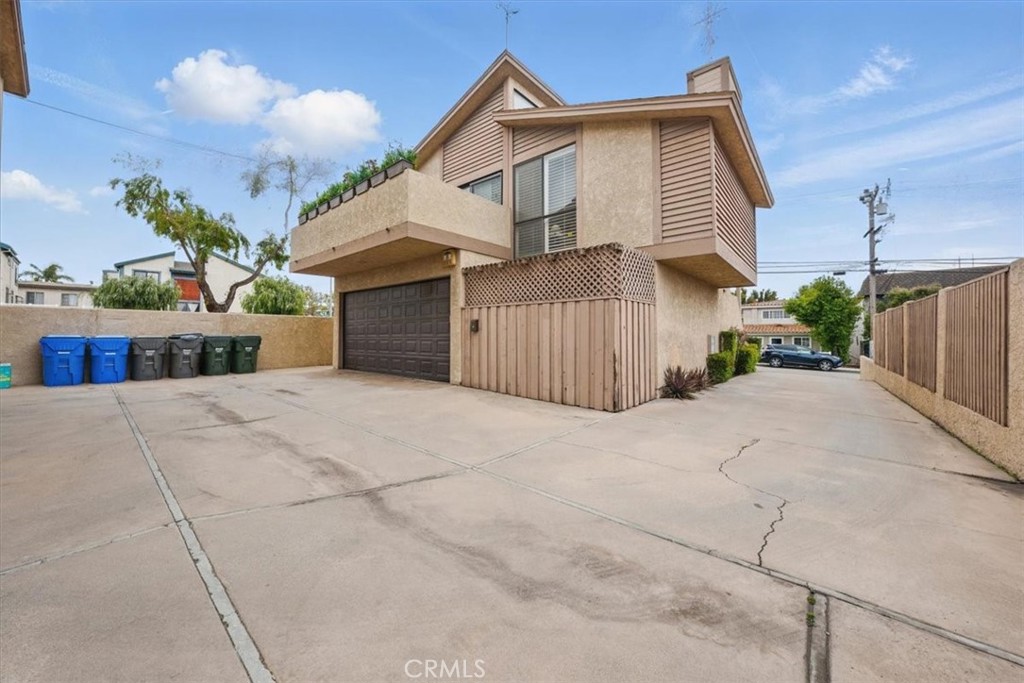2707 Vanderbilt Ln 1