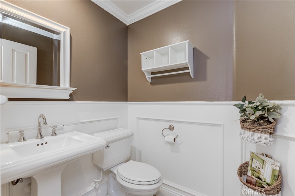 525 N Lucia Avenue B