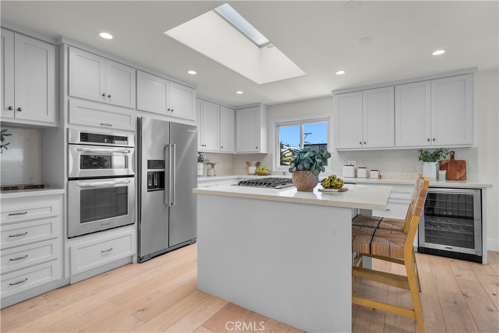 2716 Highland Avenue