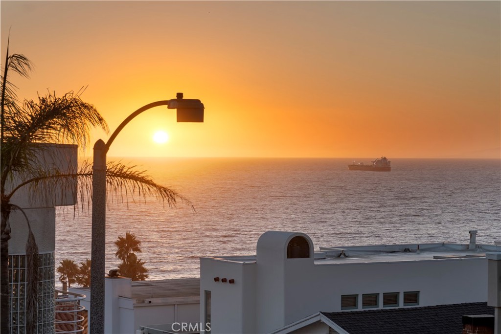 2716 Highland Avenue