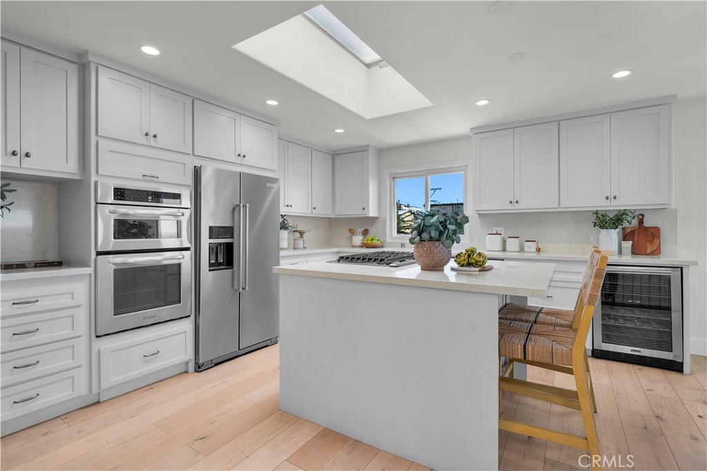 2716 Highland Avenue