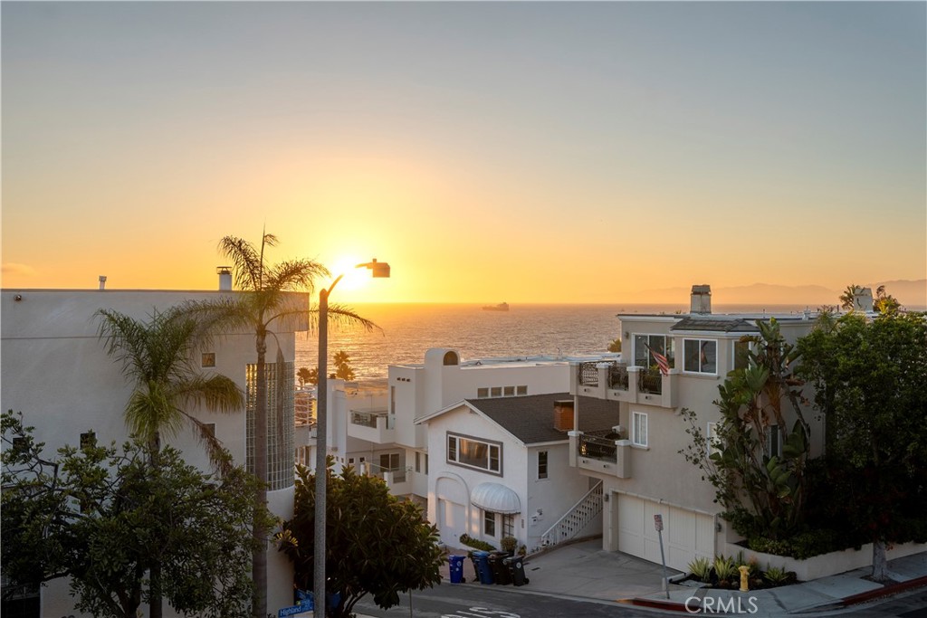 2716 Highland Avenue