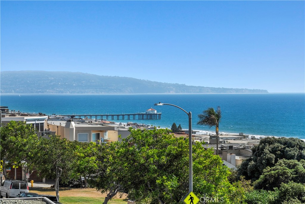 2716 Highland Avenue