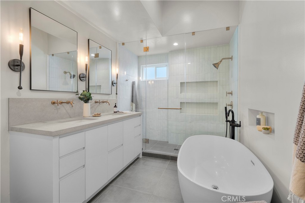 2716 Highland Avenue