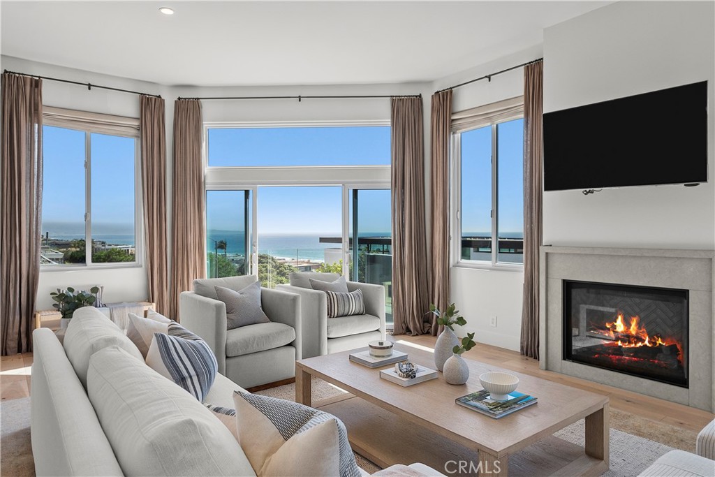 2716 Highland Avenue