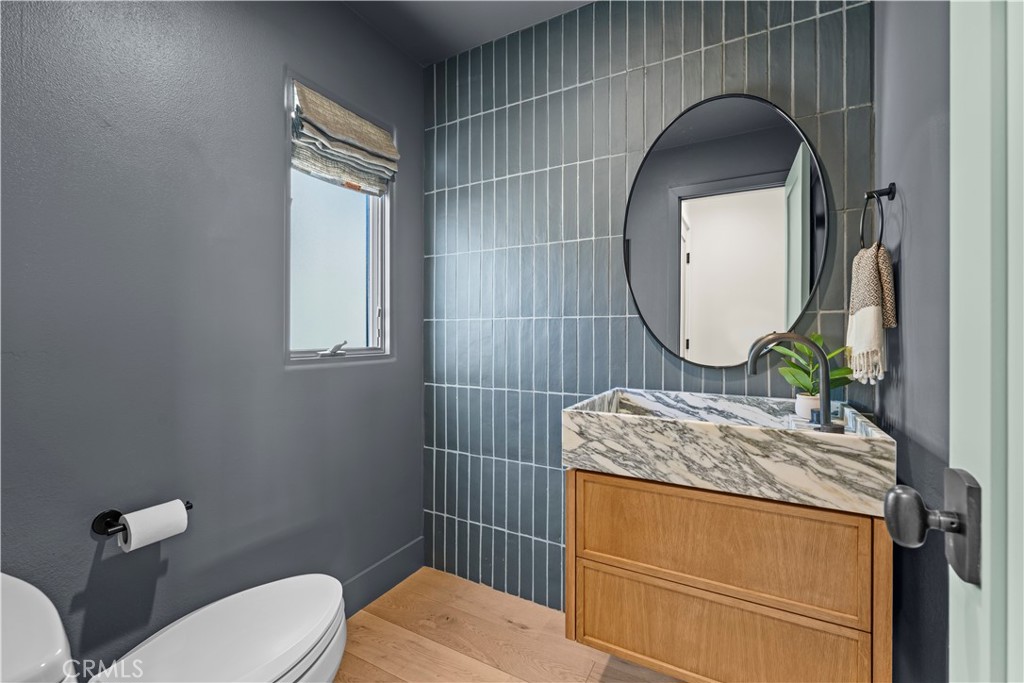 2716 Highland Avenue