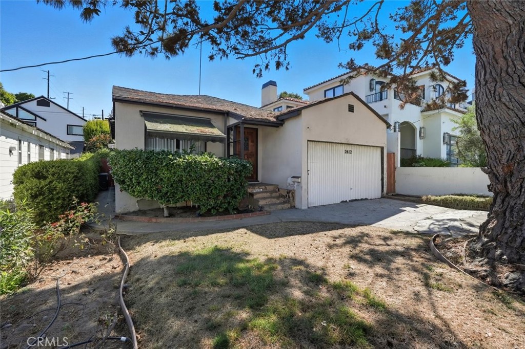 2412 Pine Avenue