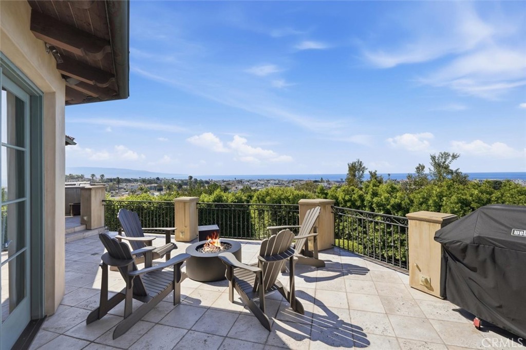 109 S Poinsettia Avenue