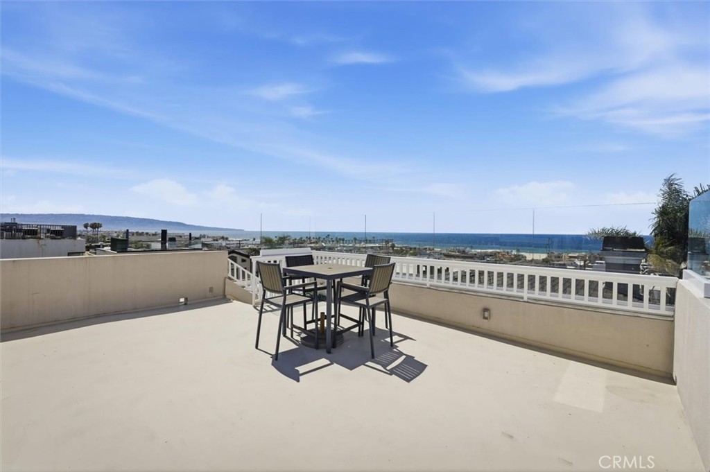 1738 Manhattan Avenue