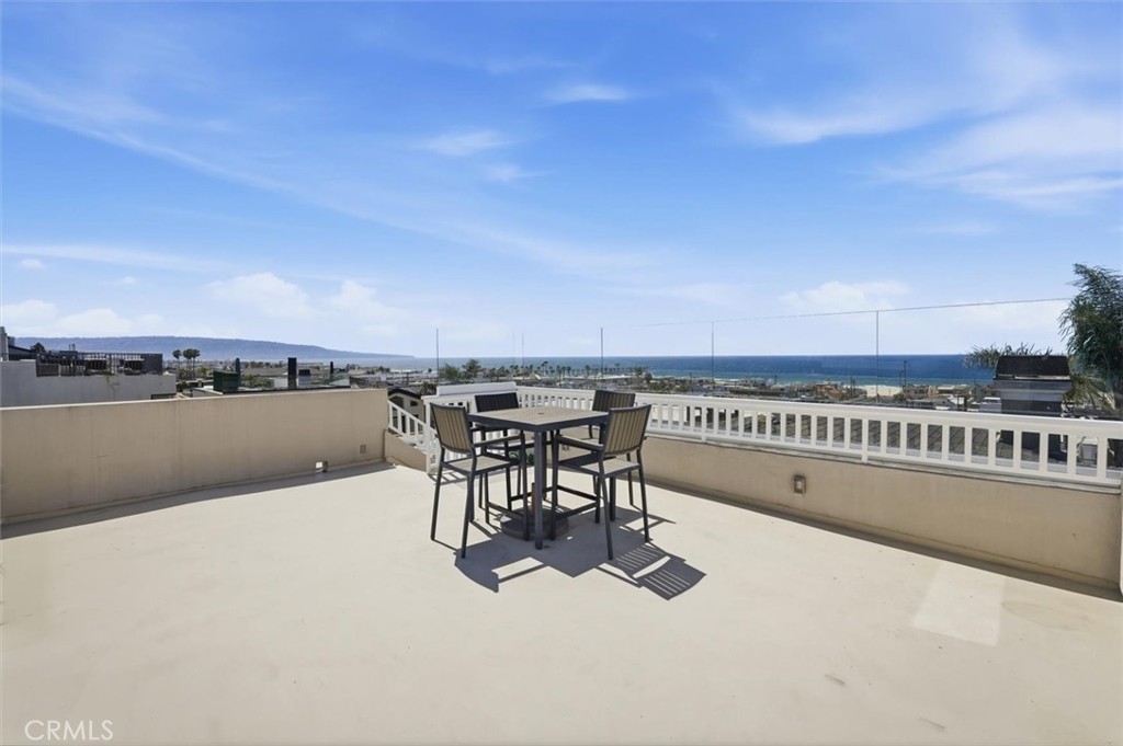 1738 Manhattan Avenue