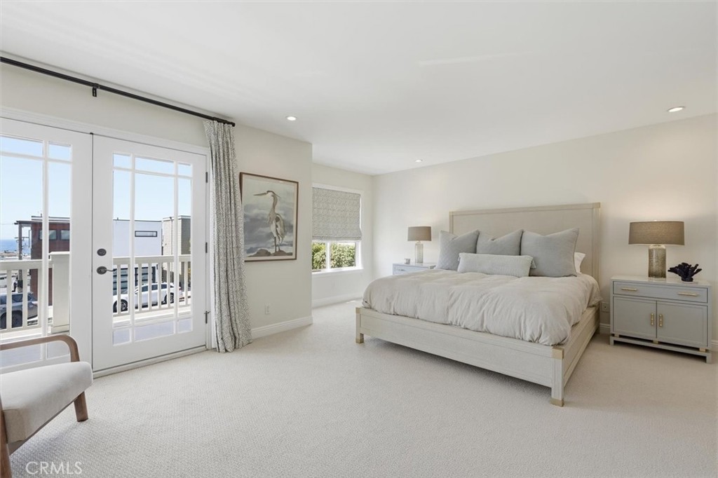 1738 Manhattan Avenue