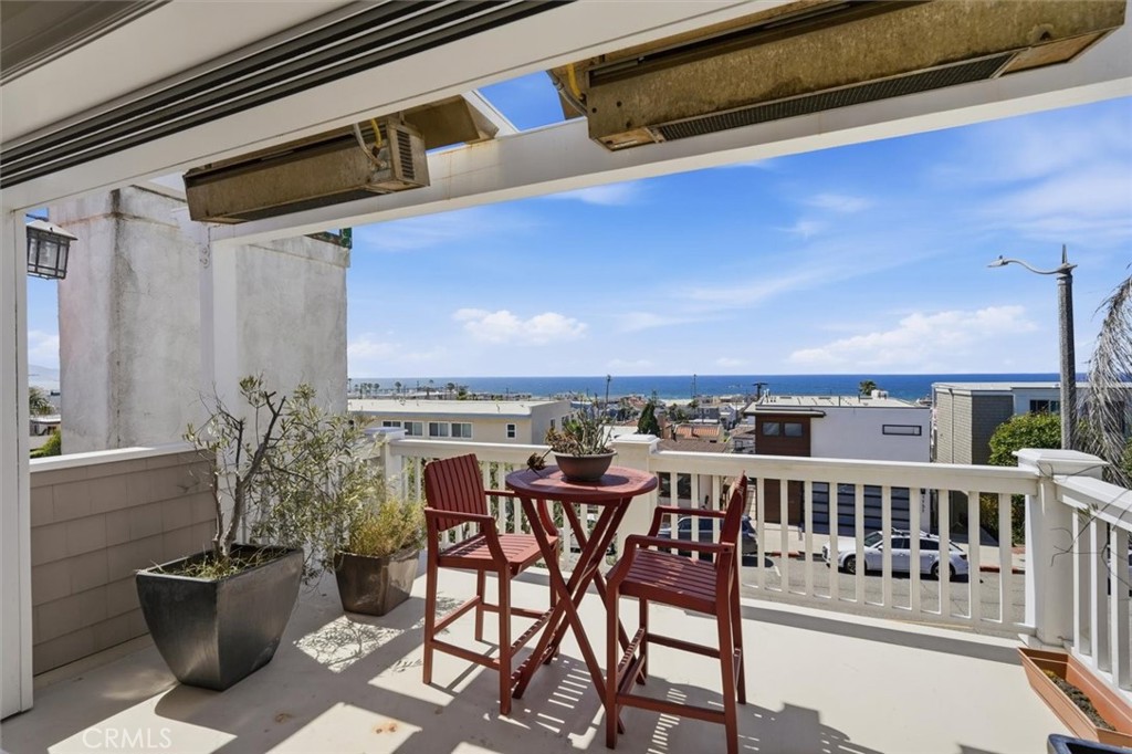 1738 Manhattan Avenue