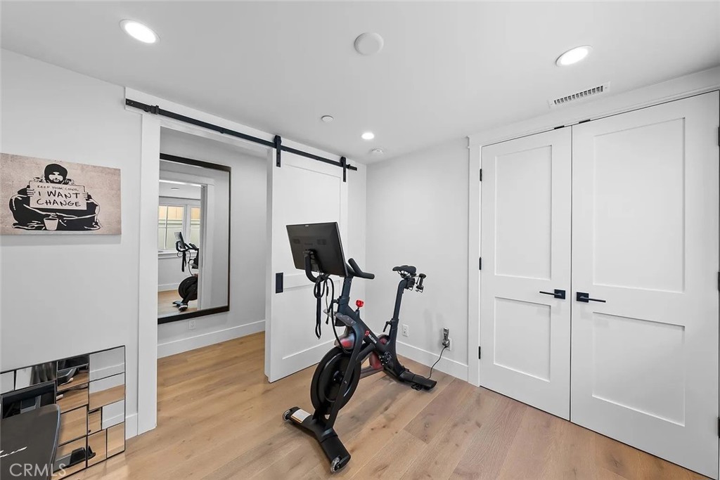 309 Crest Drive