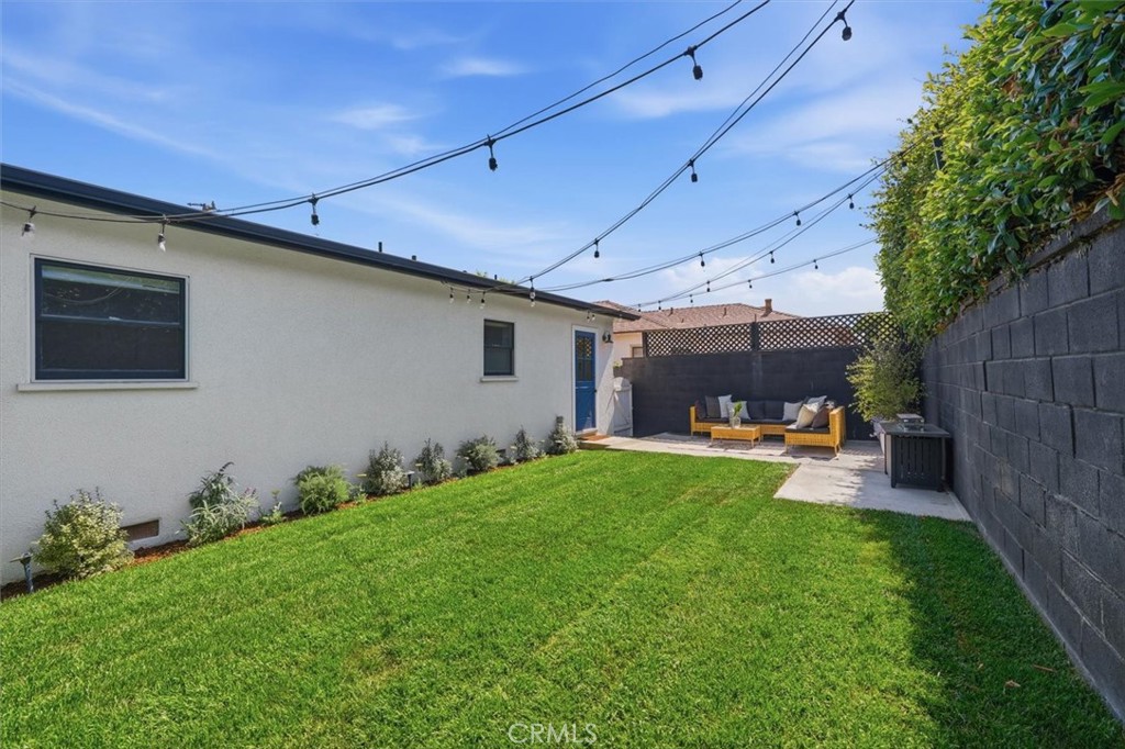 1039 8th Street