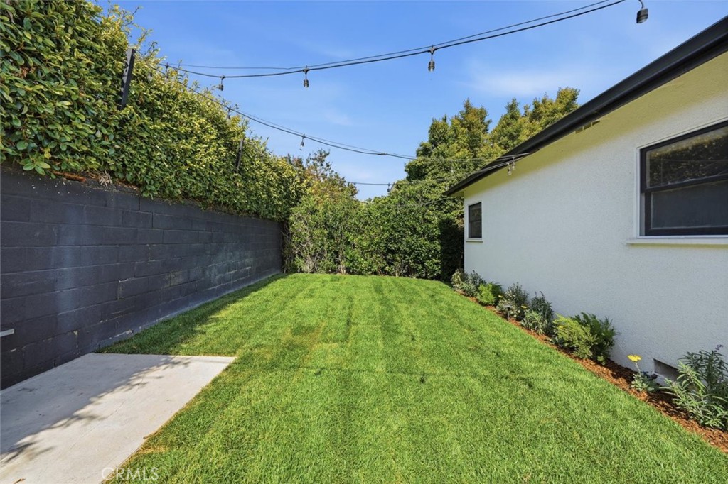 1039 8th Street